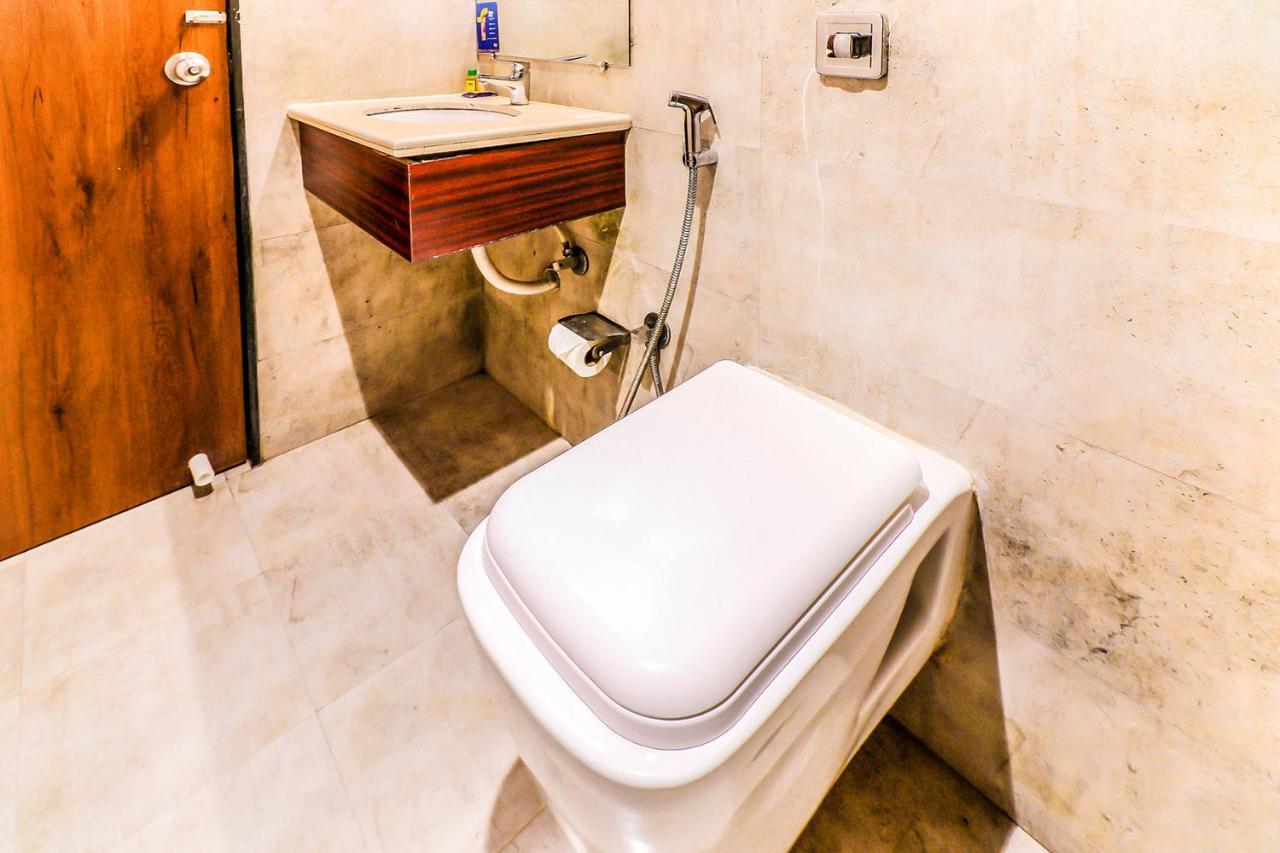 Fabexpress Adlon Andheri East Mumbai Ngoại thất bức ảnh
